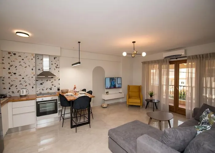 Dora\'S Apartment